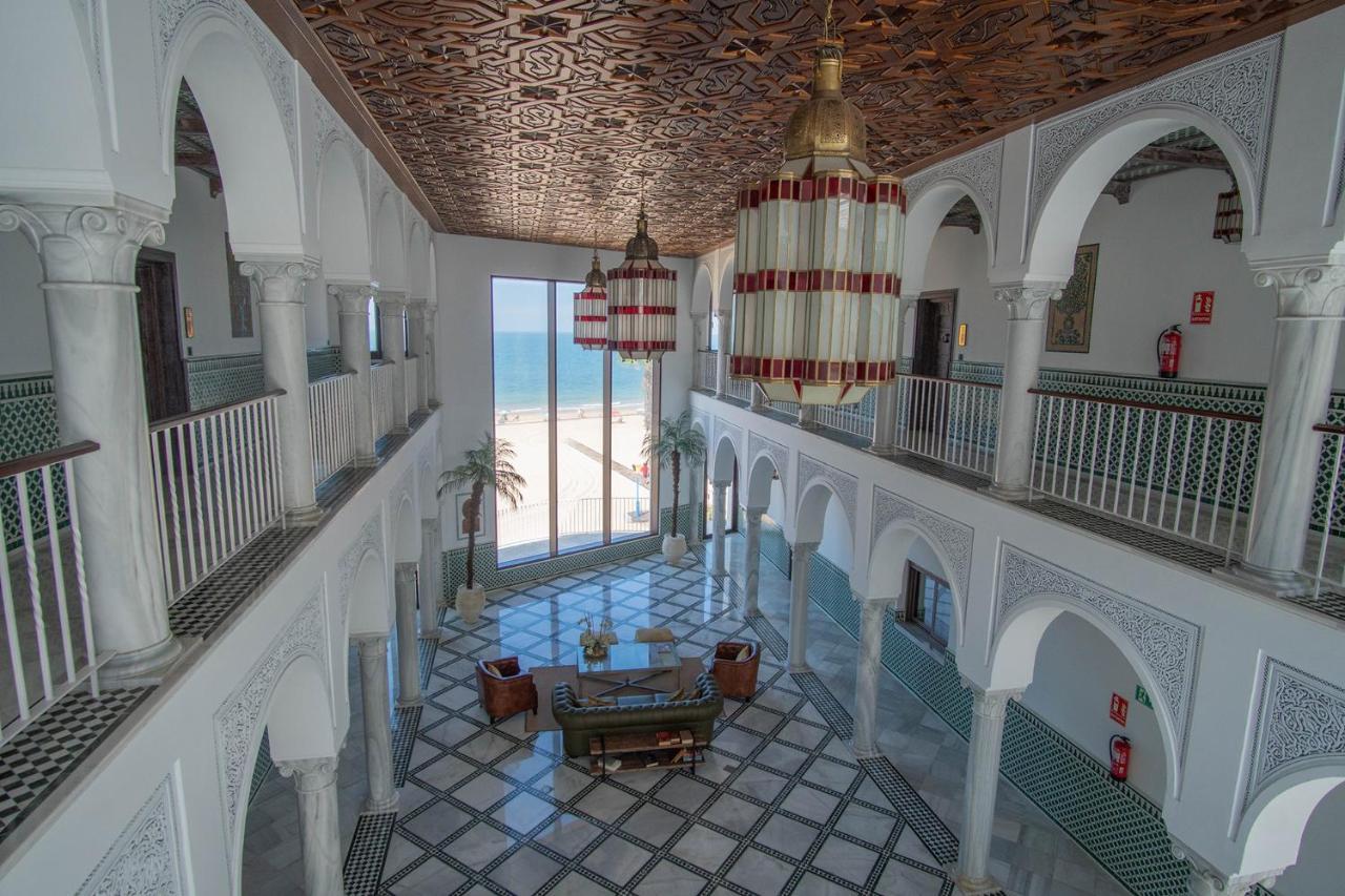 Apartamentos Turisticos La Bailla Rota Kültér fotó