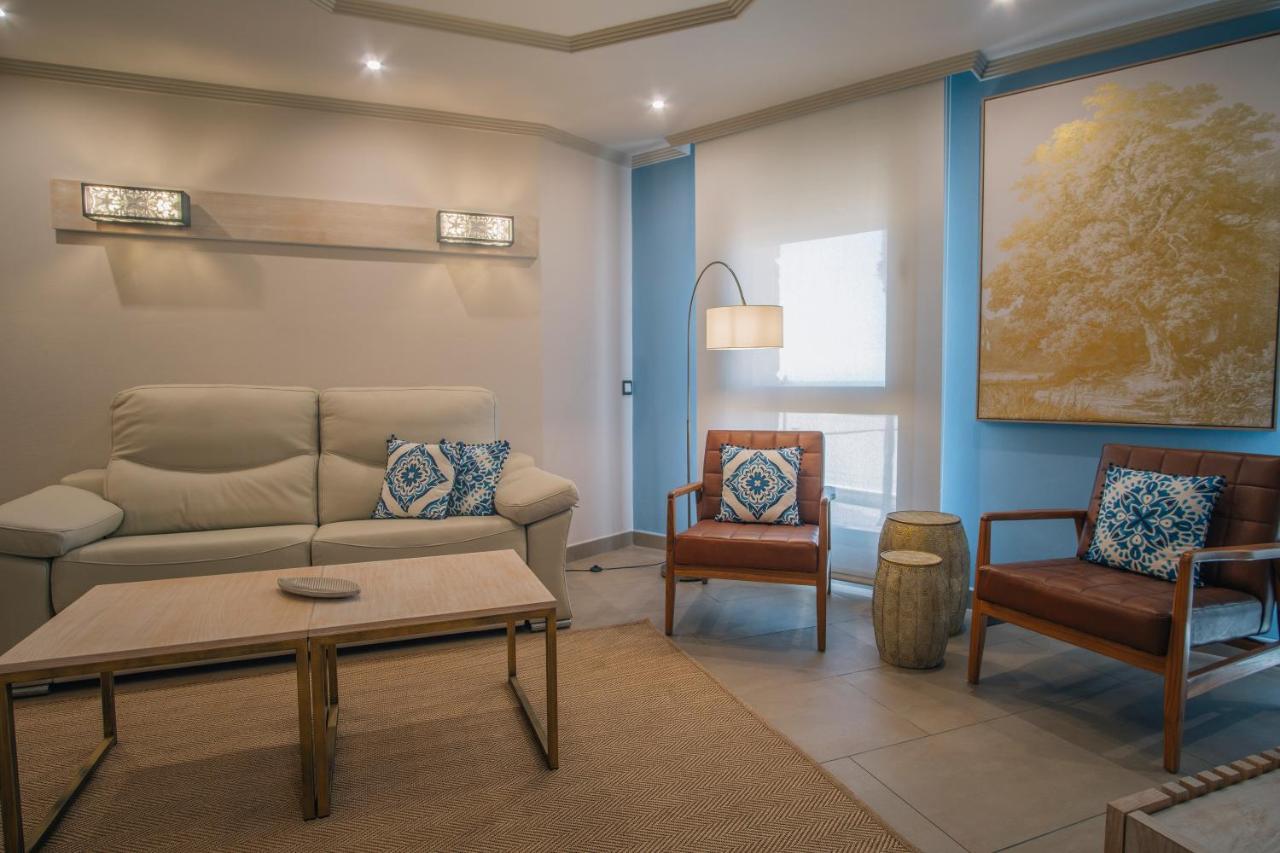 Apartamentos Turisticos La Bailla Rota Kültér fotó